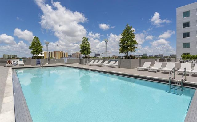 729 NW 2 Street 501, Miami, FL 33128