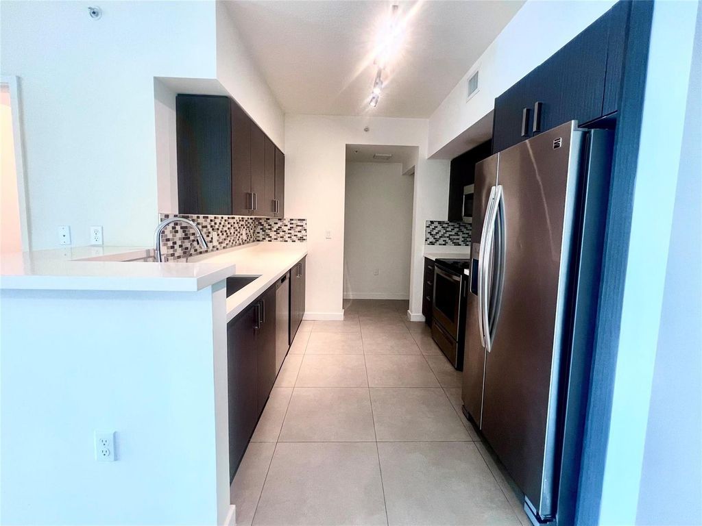 729 NW 2 Street 501, Miami, FL 33128