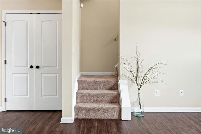 27 BALTIC CT, Inwood, WV 25428