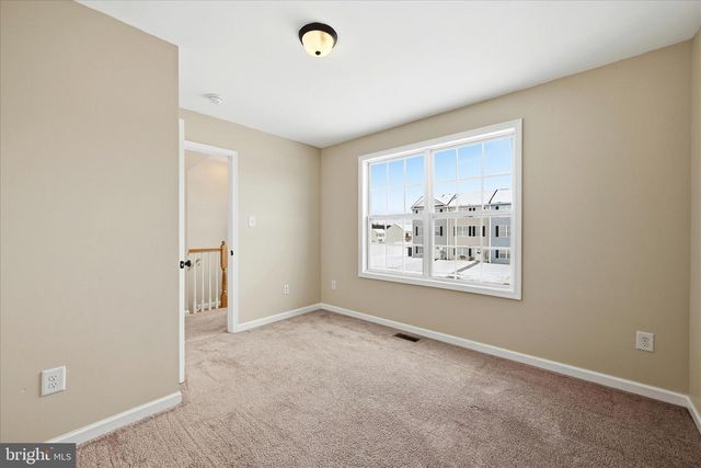 27 BALTIC CT, Inwood, WV 25428