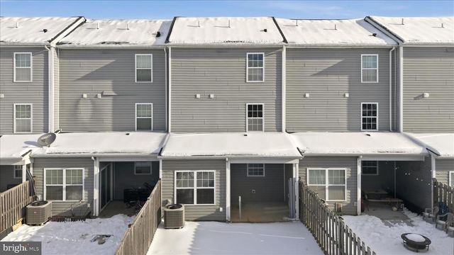 27 BALTIC CT, Inwood, WV 25428