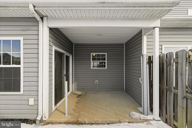 27 BALTIC CT, Inwood, WV 25428