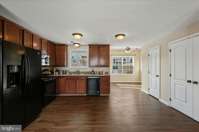 27 BALTIC CT, Inwood, WV 25428