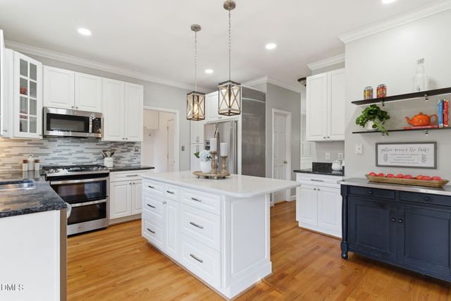 2345 Knoll Ridge Lane, Wake Forest, NC 27587