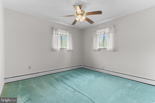 407 COLONIAL DR, Stroudsburg, PA 18360