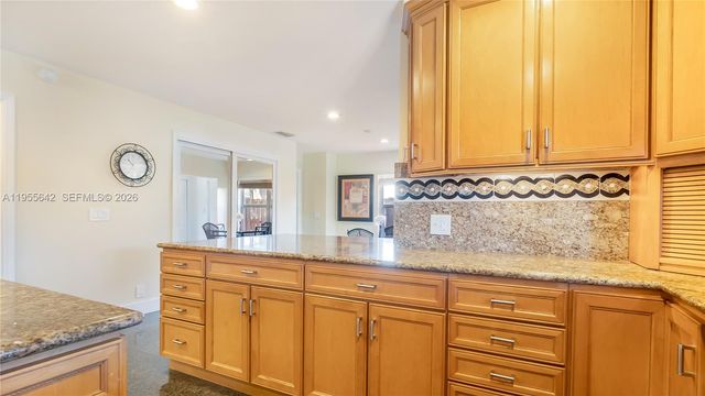 10110 SW 3rd St, Plantation, FL 33324