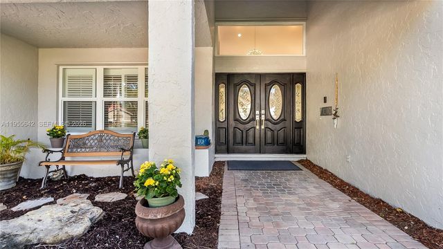 10110 SW 3rd St, Plantation, FL 33324