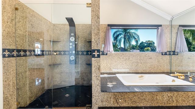 10110 SW 3rd St, Plantation, FL 33324