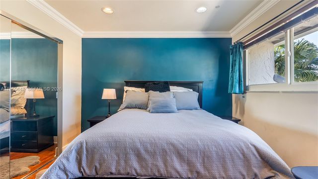 10110 SW 3rd St, Plantation, FL 33324