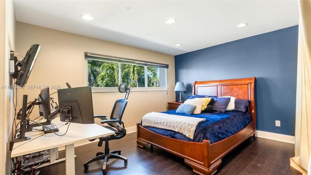 10110 SW 3rd St, Plantation, FL 33324