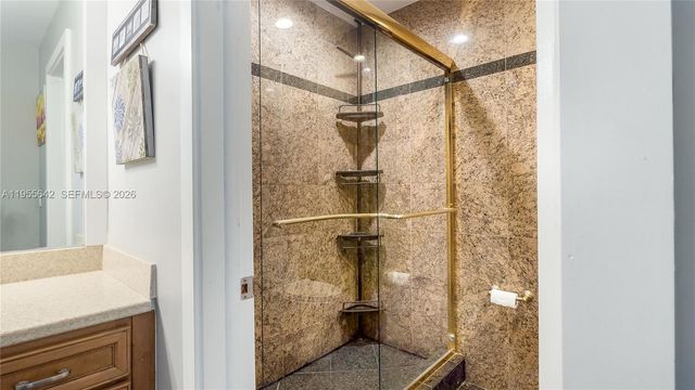 10110 SW 3rd St, Plantation, FL 33324