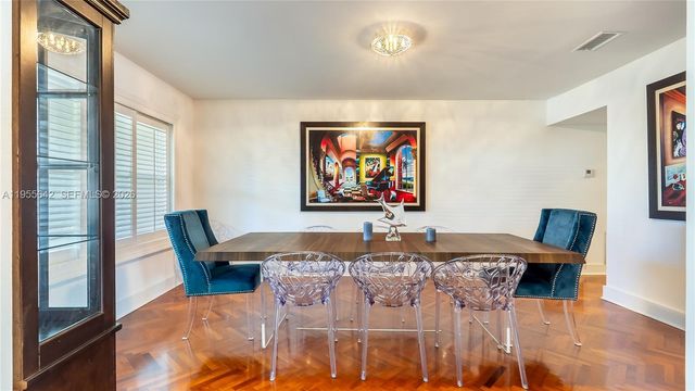 10110 SW 3rd St, Plantation, FL 33324