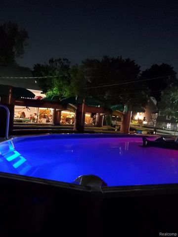 4216 Syracuse Street, Dearborn Heights, MI 48125