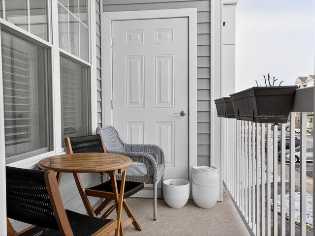 4206 Peters Farm Way 206, Westborough, MA 01581