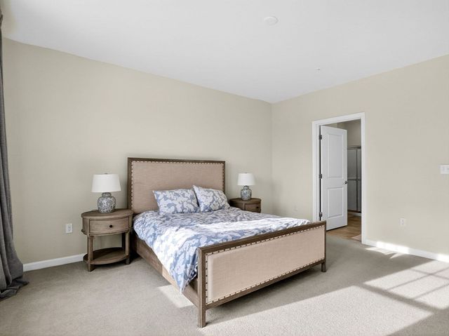 4206 Peters Farm Way 206, Westborough, MA 01581