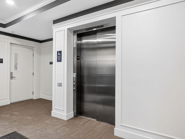 4206 Peters Farm Way 206, Westborough, MA 01581