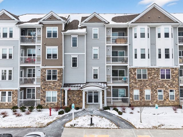 4206 Peters Farm Way 206, Westborough, MA 01581