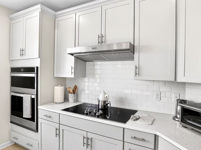 4206 Peters Farm Way 206, Westborough, MA 01581