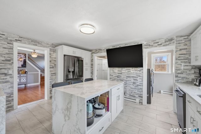 24 Newent Road, Lisbon, CT 06351