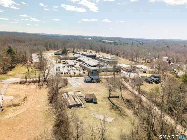 24 Newent Road, Lisbon, CT 06351