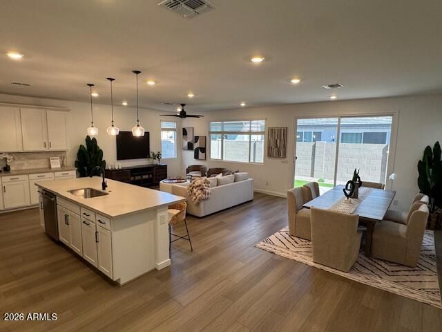 2442 W ROWEL Road, Phoenix, AZ 85085