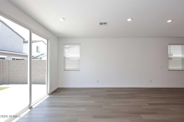 2442 W ROWEL Road, Phoenix, AZ 85085