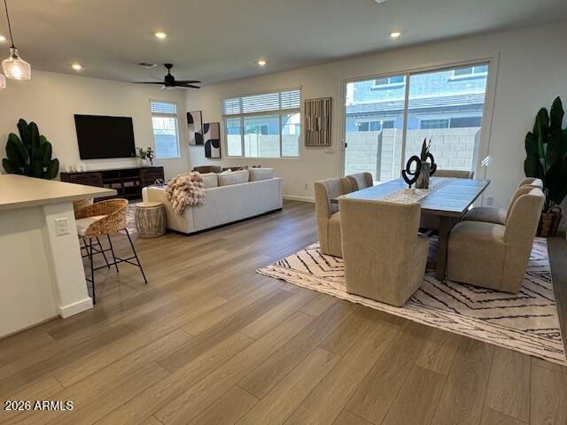 2442 W ROWEL Road, Phoenix, AZ 85085