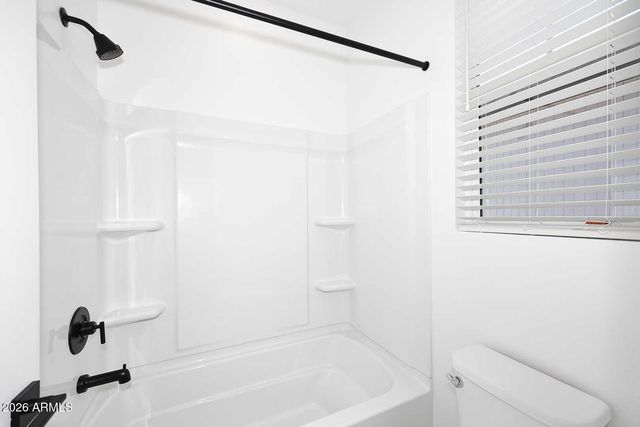 2442 W ROWEL Road, Phoenix, AZ 85085