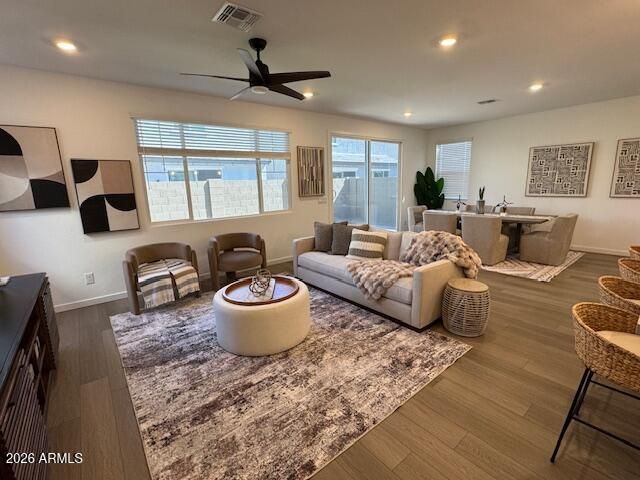 2442 W ROWEL Road, Phoenix, AZ 85085