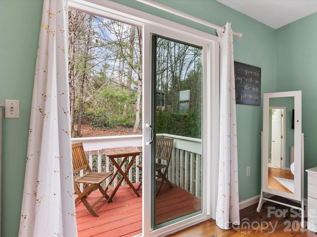 26 Morrow Drive, Fairview, NC 28730