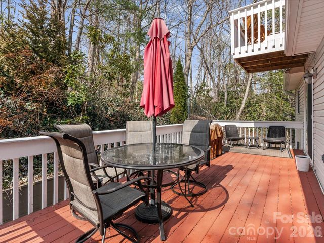 26 Morrow Drive, Fairview, NC 28730