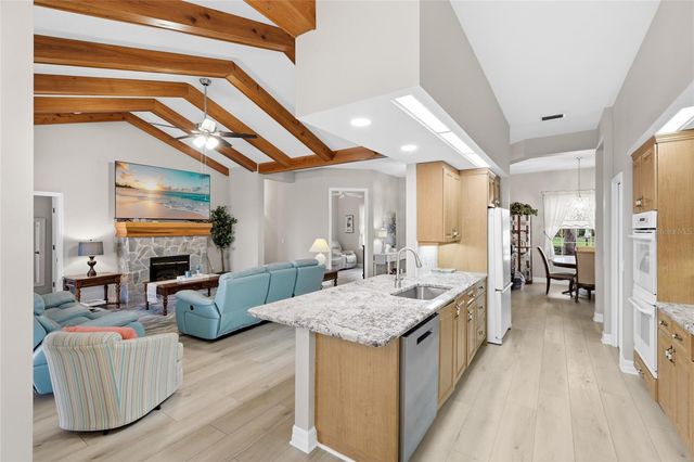 6115 9TH AVENUE CIRCLE NE, Bradenton, FL 34212