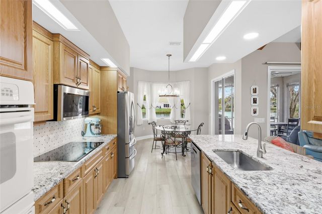 6115 9TH AVENUE CIRCLE NE, Bradenton, FL 34212