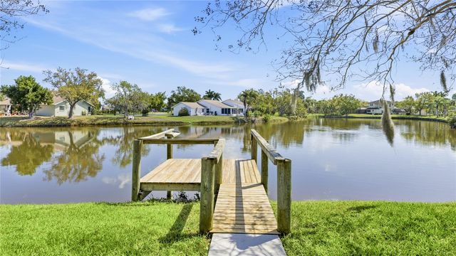 6115 9TH AVENUE CIRCLE NE, Bradenton, FL 34212