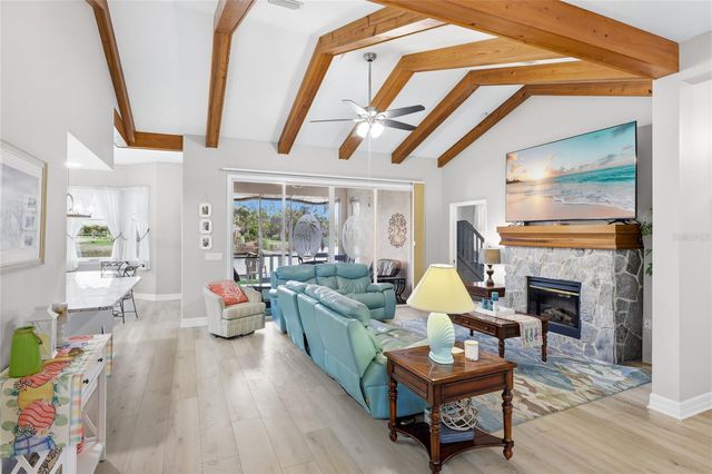 6115 9TH AVENUE CIRCLE NE, Bradenton, FL 34212