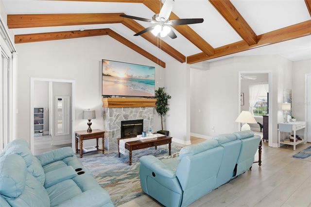 6115 9TH AVENUE CIRCLE NE, Bradenton, FL 34212