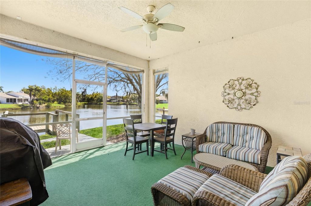 Image 33 of property listing at 6115 9TH AVENUE CIRCLE NE, Bradenton, FL 34212