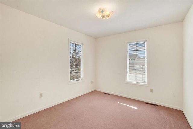 2729 SPARROW DR, York, PA 17408