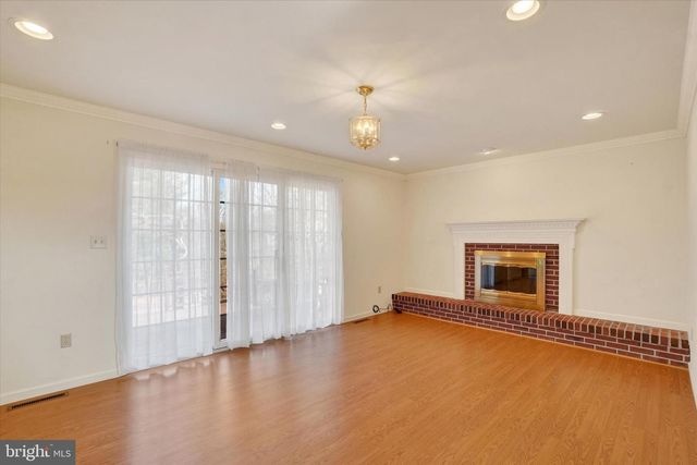 2729 SPARROW DR, York, PA 17408