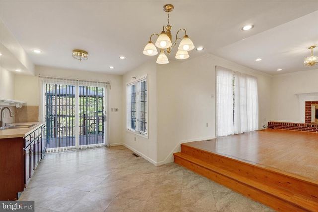 2729 SPARROW DR, York, PA 17408