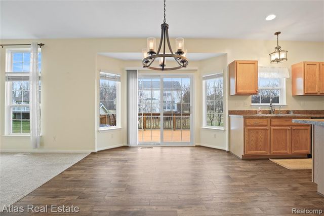 4028 Grand Oaks Court, Burton, MI 48519