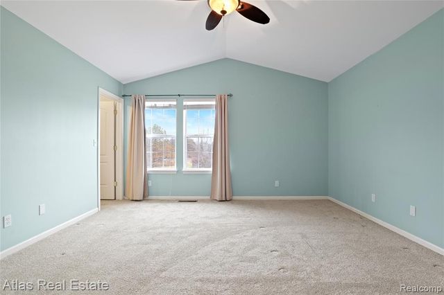 4028 Grand Oaks Court, Burton, MI 48519