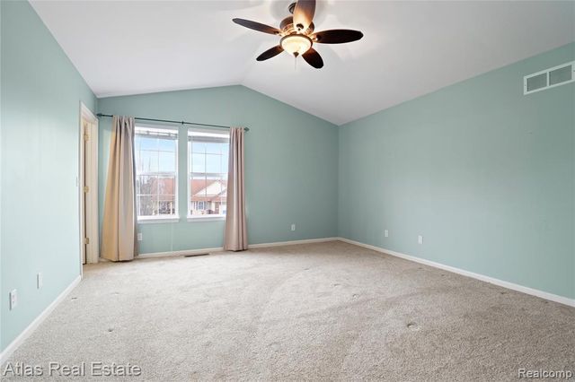 4028 Grand Oaks Court, Burton, MI 48519