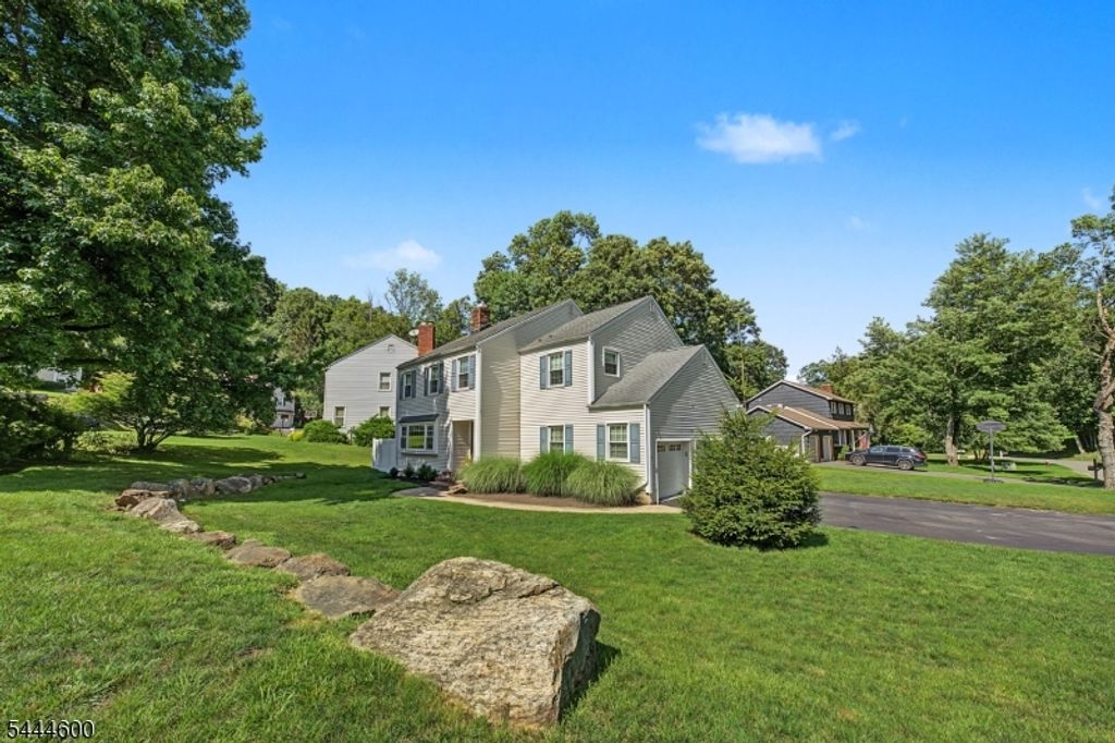 1 Cardinal Dr, Sparta Twp., NJ 07871 — exterior