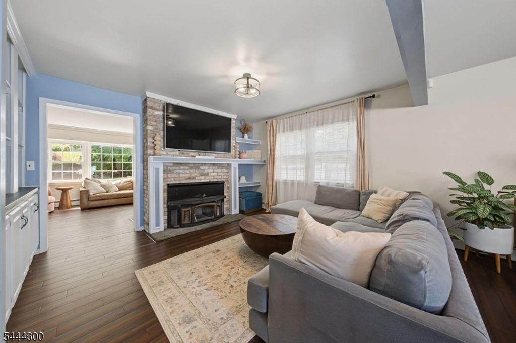 1 Cardinal Dr, Sparta Twp., NJ 07871 — photo 2