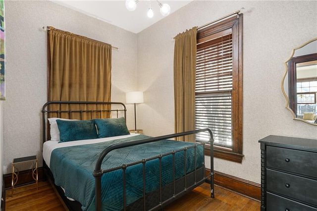 2538 Holmes Street, Kansas City, MO 64108