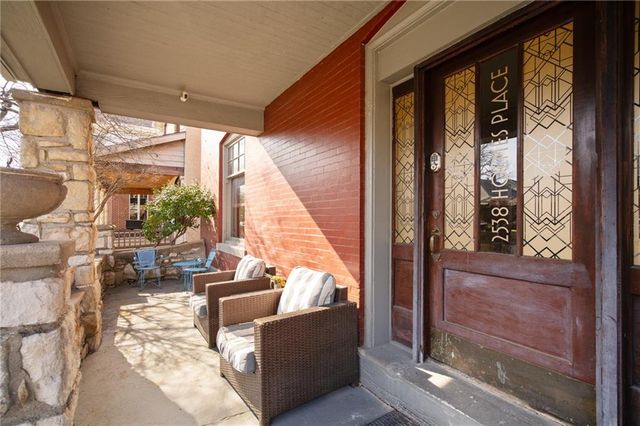 2538 Holmes Street, Kansas City, MO 64108