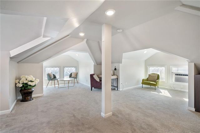 2538 Holmes Street, Kansas City, MO 64108