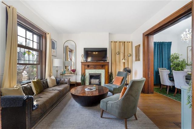 2538 Holmes Street, Kansas City, MO 64108