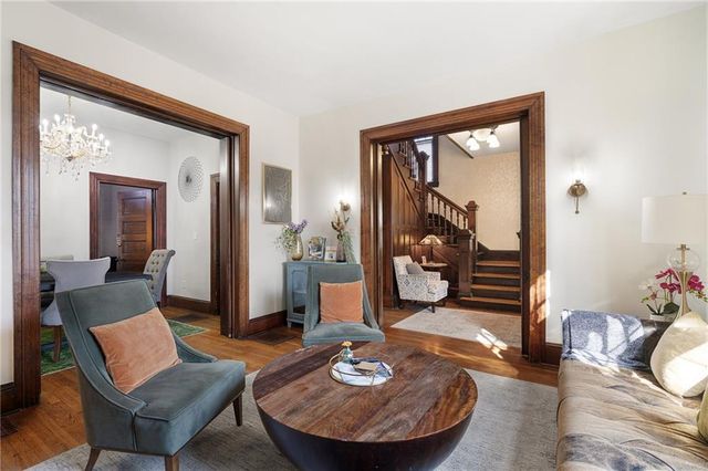 2538 Holmes Street, Kansas City, MO 64108